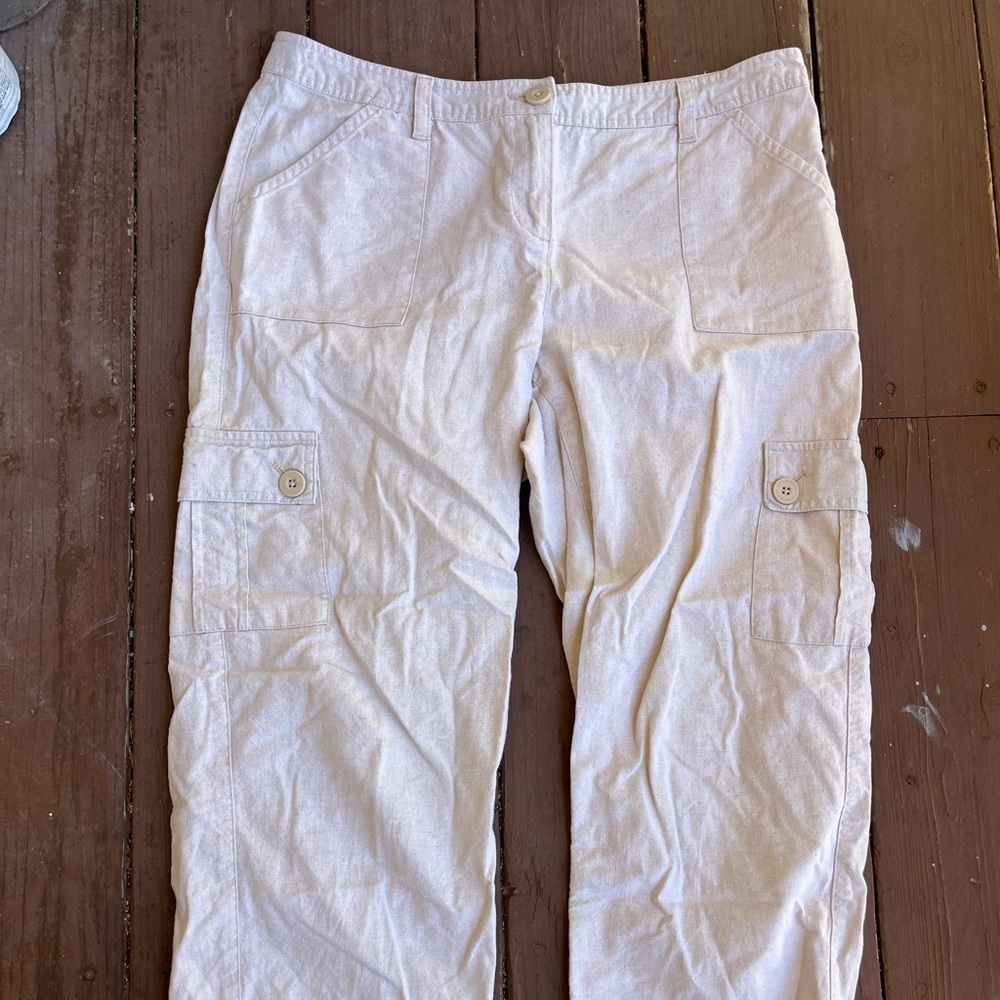 Liz Claiborne Cream Cargo Pants